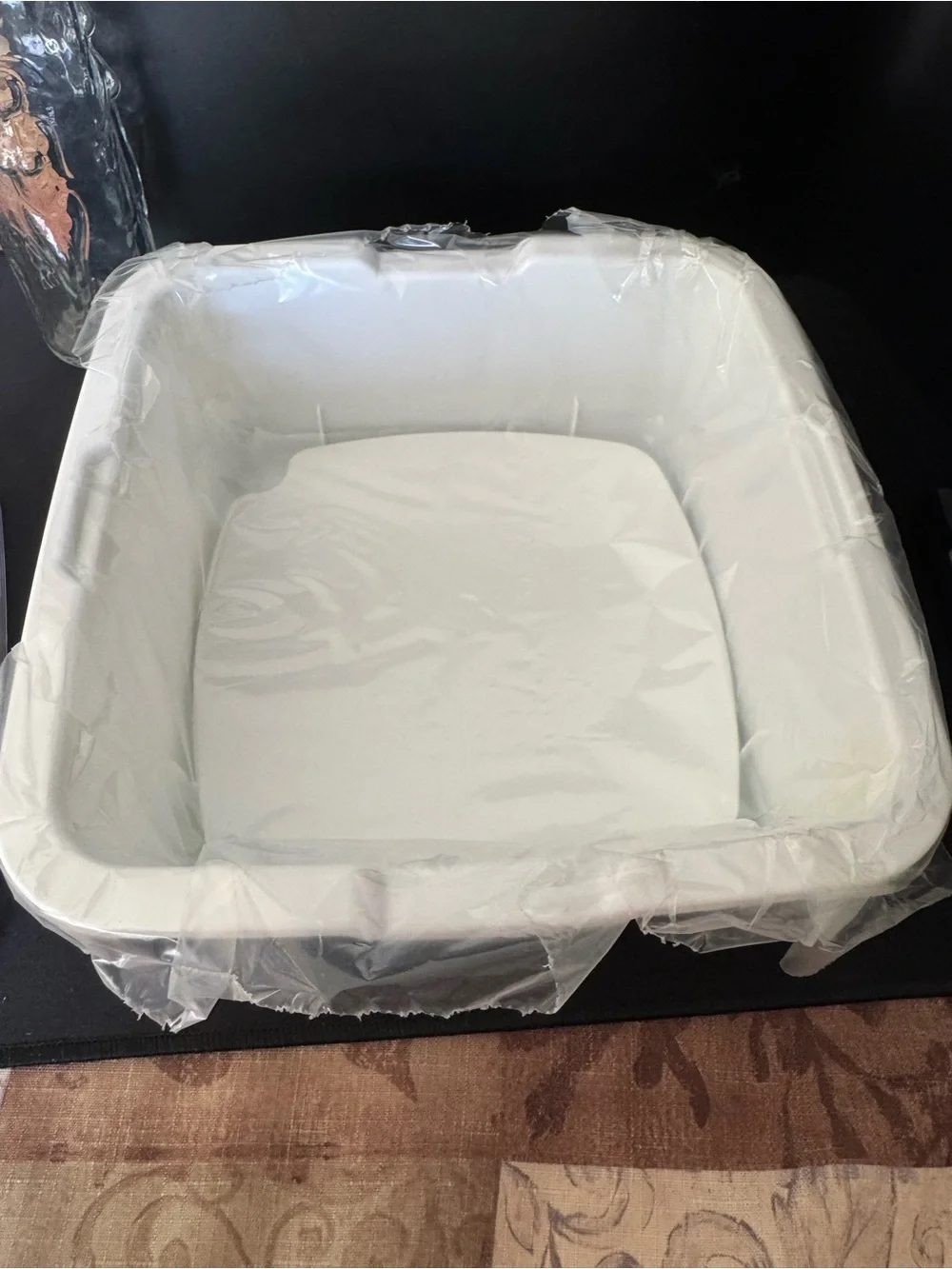 Pampered Chef Cool And Serve Bowl White Food Storage Container Clear Lid NEW